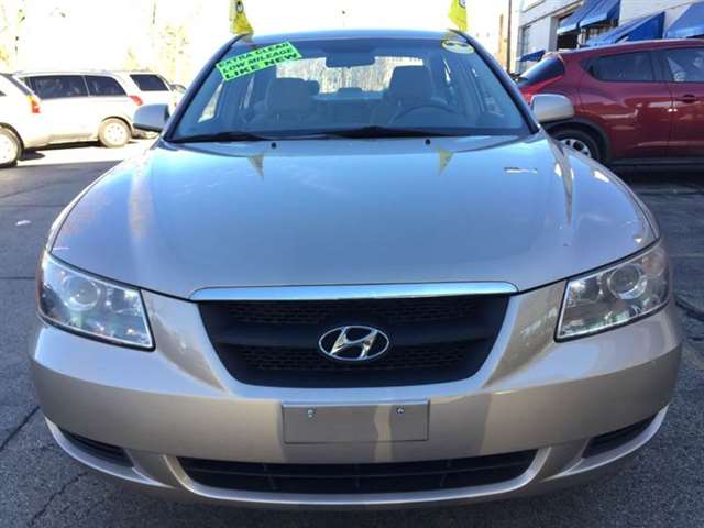 2006 Hyundai Sonata GL 4dr Sedan